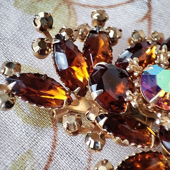 Huge Root Beer Brown Dark Topaz AB Riveted Fang Prong Setting Vintage Brooch - Picture 5 of 9